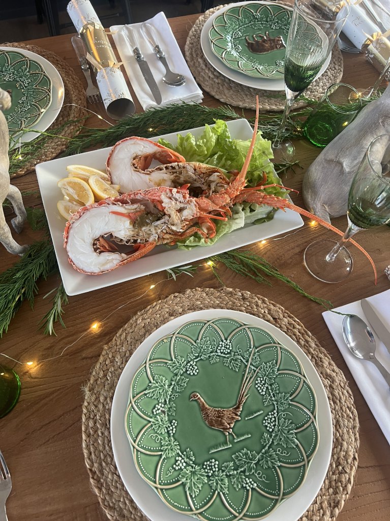 Crayfish table setting img